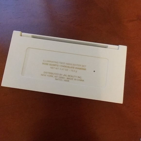 NWT, Vintage Smokyey Eye & Face Highlighter Set - Picture 3 of 5